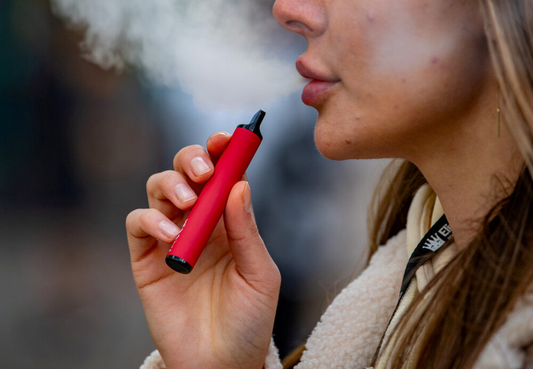 UK vape ban 2025